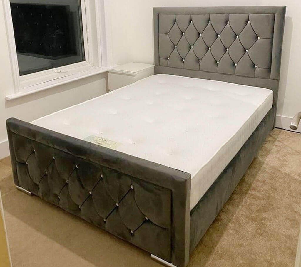 Double Bed with Chesterfield Design